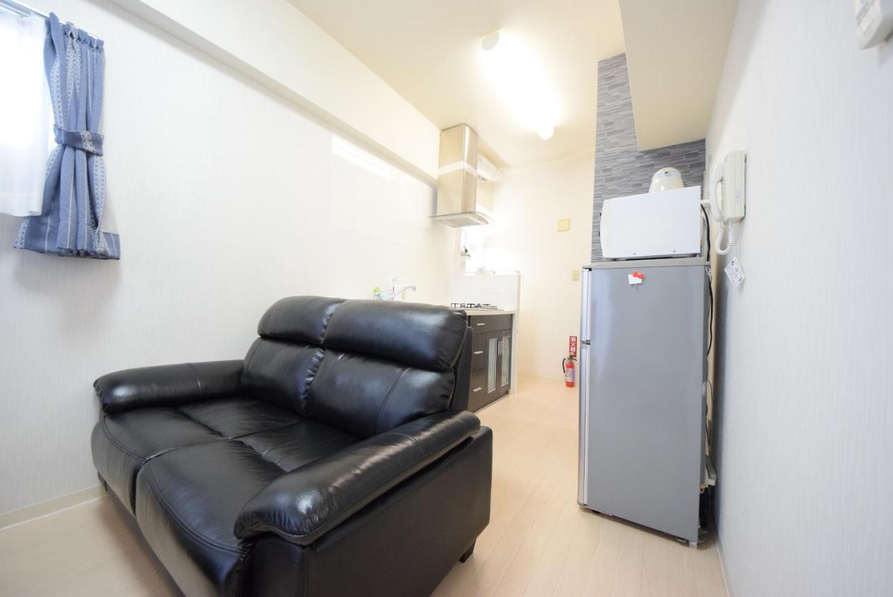 Sumuka Asato Station C-7 Apartment Naha Bagian luar foto