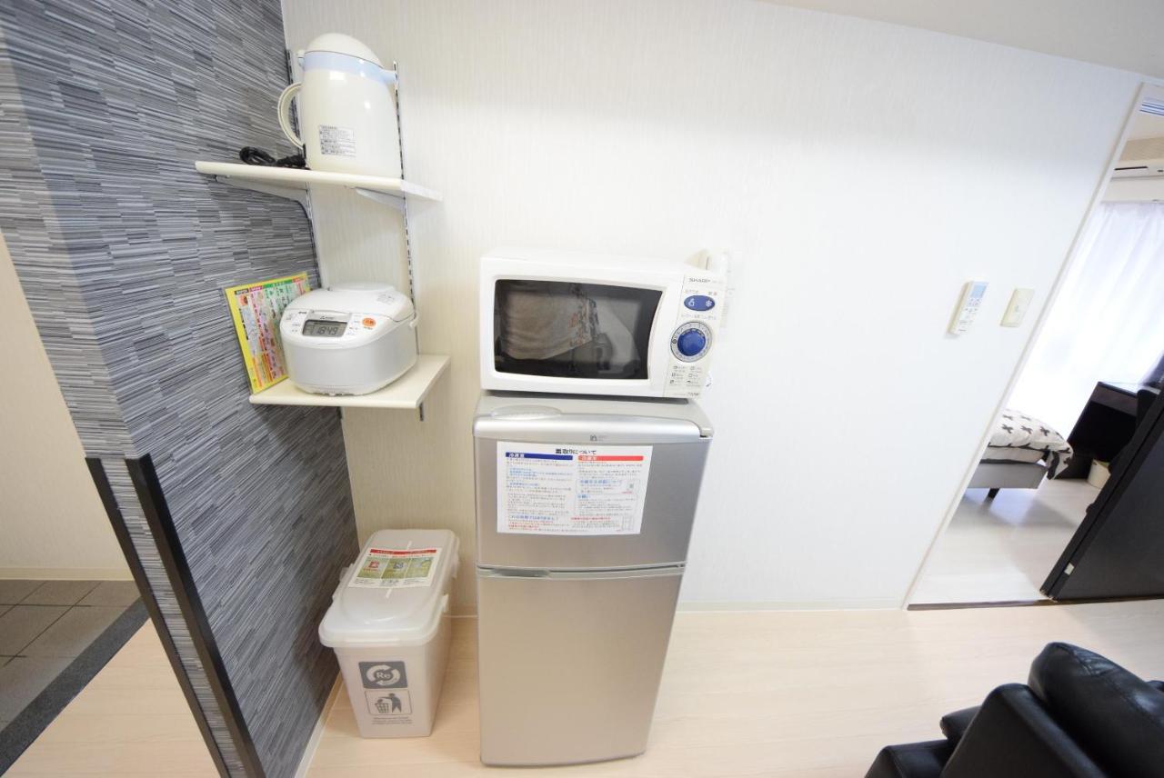 Sumuka Asato Station C-7 Apartment Naha Bagian luar foto